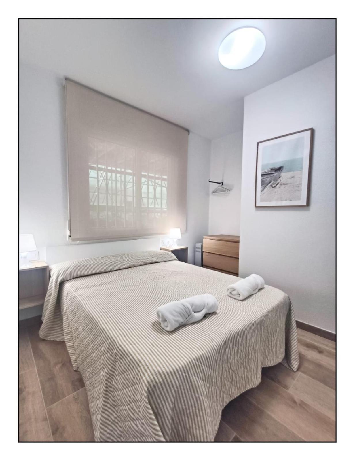 סאלו Apartamento - Wifi Free - Piscina - 50 M Playa מראה חיצוני תמונה